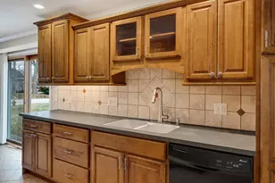 431 S 9th St, La Crescent, MN 55947 - Photo 10