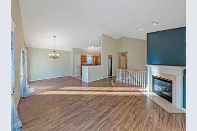 7472 Hampton Lane, Shakopee, MN 55379 - Photo 10