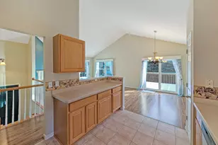 7472 Hampton Ln, Shakopee, MN 55379 - Photo 12