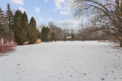 8090 Urbandale Lane N, Maple Grove, MN 55311 - Photo 6