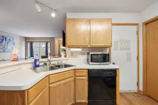 1790 Donegal Dr, Woodbury, MN 55125 - Photo 16