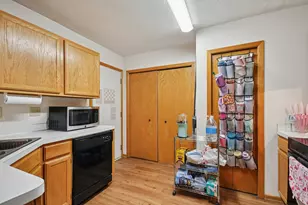 1790 Donegal Dr, Woodbury, MN 55125 - Photo 14