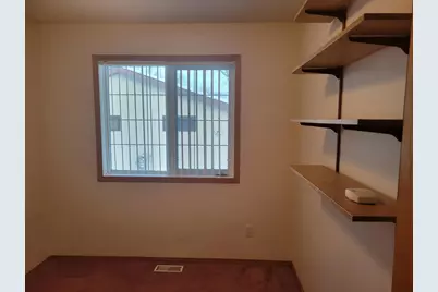 322 Saint Paul Avenue S, Thief River Falls, MN 56701 - Photo 12