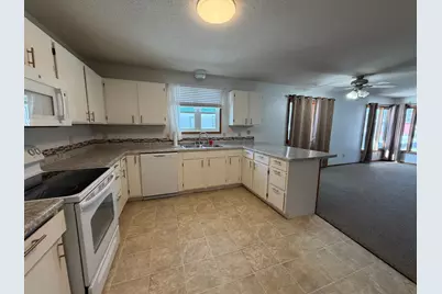 910 2nd Street NE, Roseau, MN 56751 - Photo 6