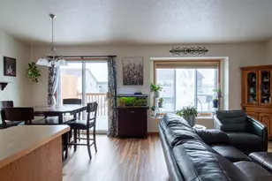 937 36th Ave S, Moorhead, MN 56560 - Photo 6