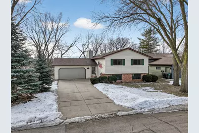 2335 2nd Avenue SW, Rochester, MN 55902 - Photo 2