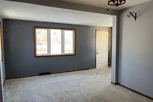 643 1st Ave E, Cambridge, MN 55008 - Photo 6