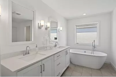 18200 59th Avenue N, Plymouth, MN 55446 - Photo 24