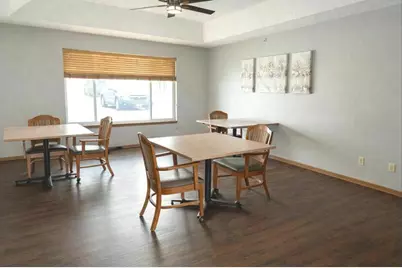 1806 E Lincoln Avenue, Montevideo, MN 56265 - Photo 4