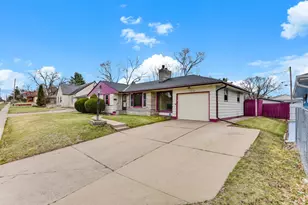 1460 Arlington Ave E, Saint Paul, MN 55106 - Photo 2