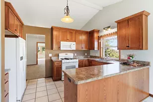 17208 Idlewood Way, Lakeville, MN 55044 - Photo 10