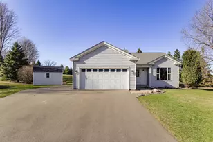 17208 Idlewood Way, Lakeville, MN 55044 - Photo 2