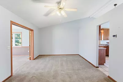 17208 Idlewood Way, Lakeville, MN 55044 - Photo 4