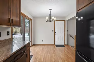 3734 Stacy Cir, White Bear Lake, MN 55110 - Photo 12