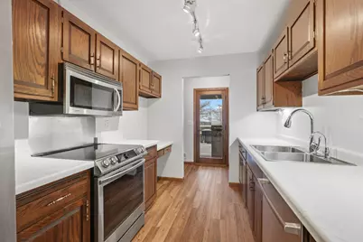 1275 Brighton Square, New Brighton, MN 55112 - Photo 16