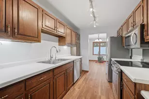 1275 Brighton Square, New Brighton, MN 55112 - Photo 14