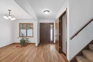 1275 Brighton Square, New Brighton, MN 55112 - Photo 2