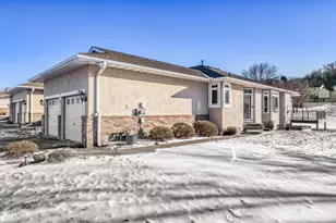 8919 Preserve Trail, Savage, MN 55378 - Photo 26