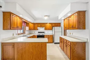 9018 Jareau Ave S, Cottage Grove, MN 55016 - Photo 10