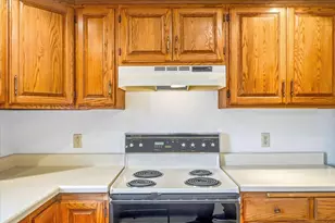 9018 Jareau Ave S, Cottage Grove, MN 55016 - Photo 14