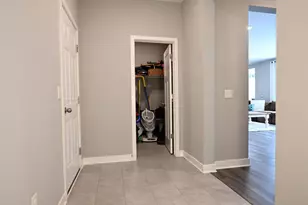 7218 Purple Pkwy, Chanhassen, MN 55317 - Photo 14