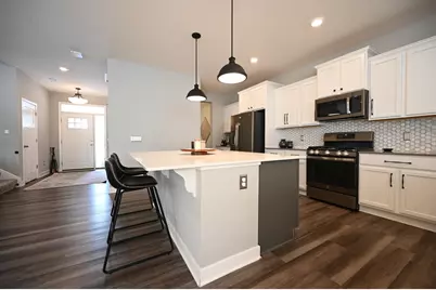 7218 Purple Parkway, Chanhassen, MN 55317 - Photo 8