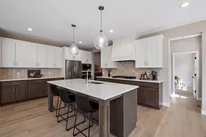 7264 Ambercrest Curve, Inver Grove Heights, MN 55077 - Photo 8