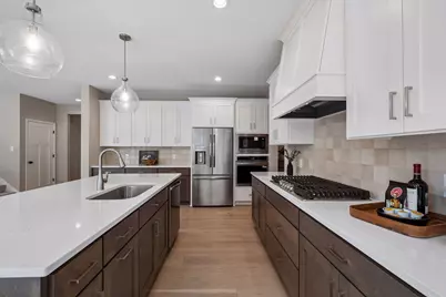 7264 Ambercrest Curve, Inver Grove Heights, MN 55077 - Photo 10