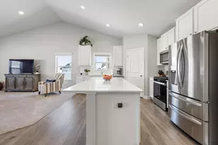 17341 Duvall Ct, Lakeville, MN 55044 - Photo 8