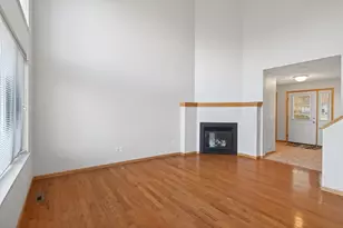 388 Brickyard Dr, Chaska, MN 55318 - Photo 8