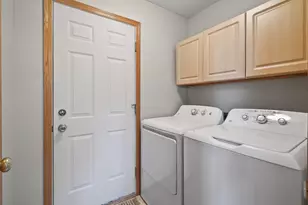 388 Brickyard Dr, Chaska, MN 55318 - Photo 16