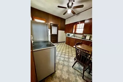 504 3rd Avenue SE, Pipestone, MN 56164 - Photo 2