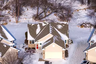 1421 Blue Flag Ct, Northfield, MN 55057 - Photo 2