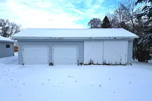 702 E Adolphus Ave, Fergus Falls, MN 56537 - Photo 46