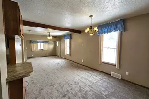 702 E Adolphus Ave, Fergus Falls, MN 56537 - Photo 10