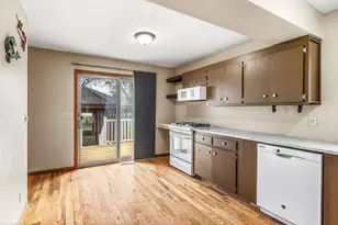 7020 Upper 139th St W, Apple Valley, MN 55124 - Photo 12