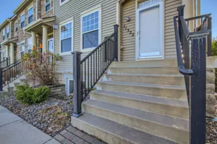 11322 Stratton Ave, Eden Prairie, MN 55344 - Photo 4