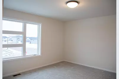 6704 Meadow View Drive S, Fargo, ND 58104 - Photo 14