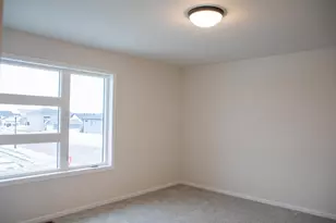 6704 Meadow View Dr S, Fargo, ND 58104 - Photo 14