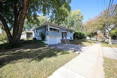 3305 18th Avenue NW, Rochester, MN 55901 - Photo 2