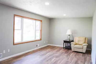231 13th Street NE, Owatonna, MN 55060 - Photo 8