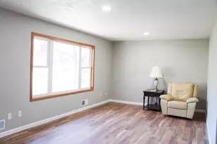 231 13th St NE, Owatonna, MN 55060 - Photo 8