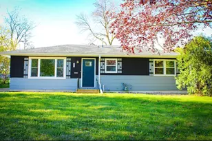 231 13th St NE, Owatonna, MN 55060 - Photo 1