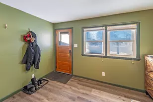 215 Winnebago Ave, Fairmont, MN 56031 - Photo 2