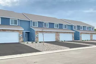 17561 Driscoll Pl, Lakeville, MN 55044 - Photo 2