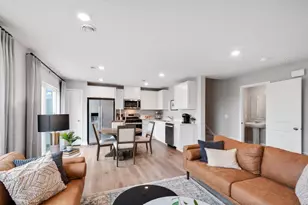 17561 Driscoll Pl, Lakeville, MN 55044 - Photo 6