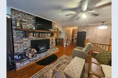 37214 Woodland Dr, Cohasset, MN 55721 - Photo 4