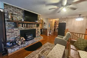 37214 Woodland Dr, Cohasset, MN 55721 - Photo 4