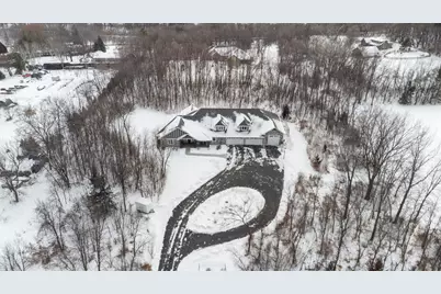 5901 Drake Drive, Maple Plain, MN 55359 - Photo 2