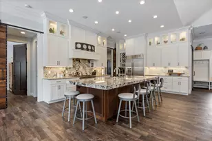 5901 Drake Dr, Maple Plain, MN 55359 - Photo 4